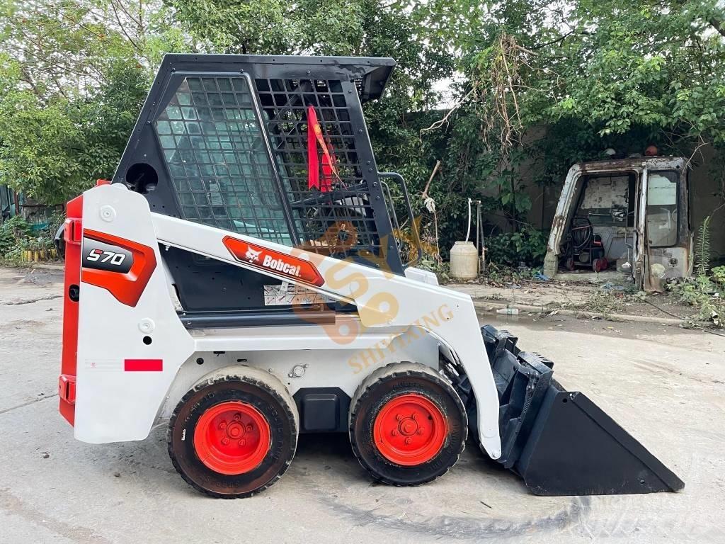 Bobcat S70 Šmykom riadené nakladače