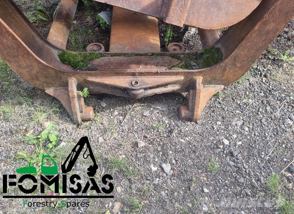 Valmet 840.2 Bunks Dopravné žeriavy