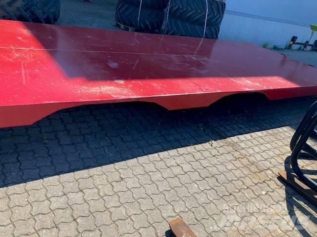 Metsjö MQ60 balflak Ďalšie príslušenstvo traktorov