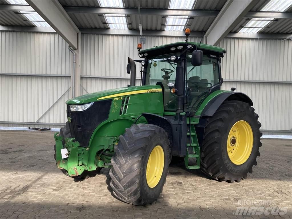 John Deere 7260R Traktory