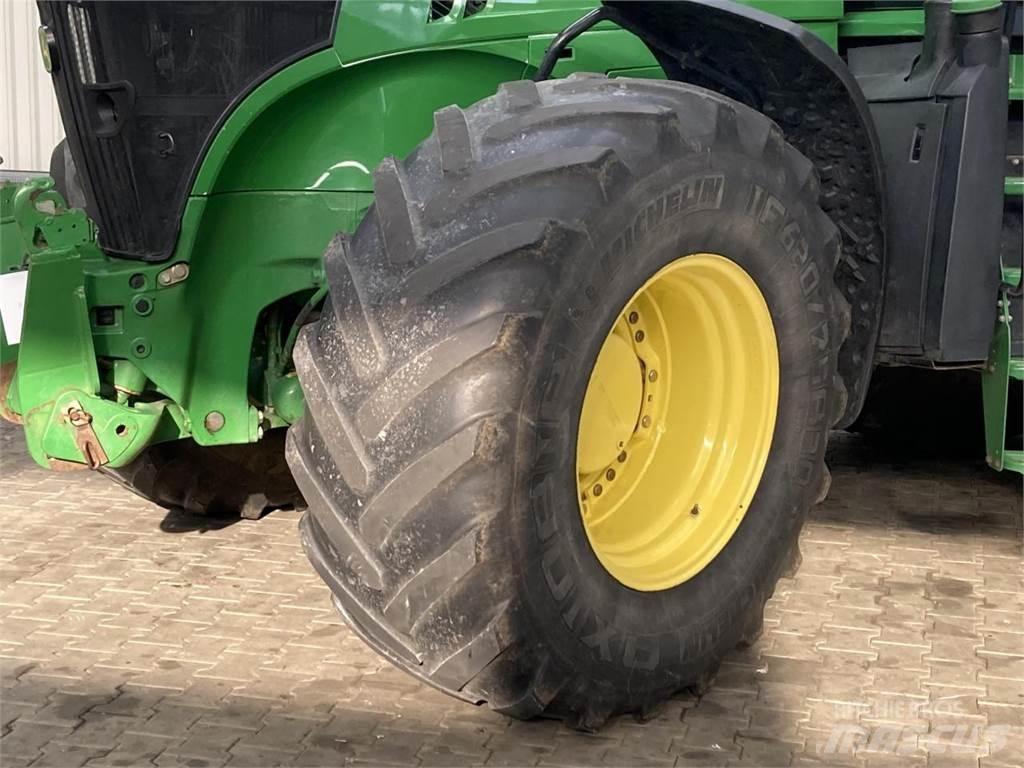 John Deere 7260R Traktory