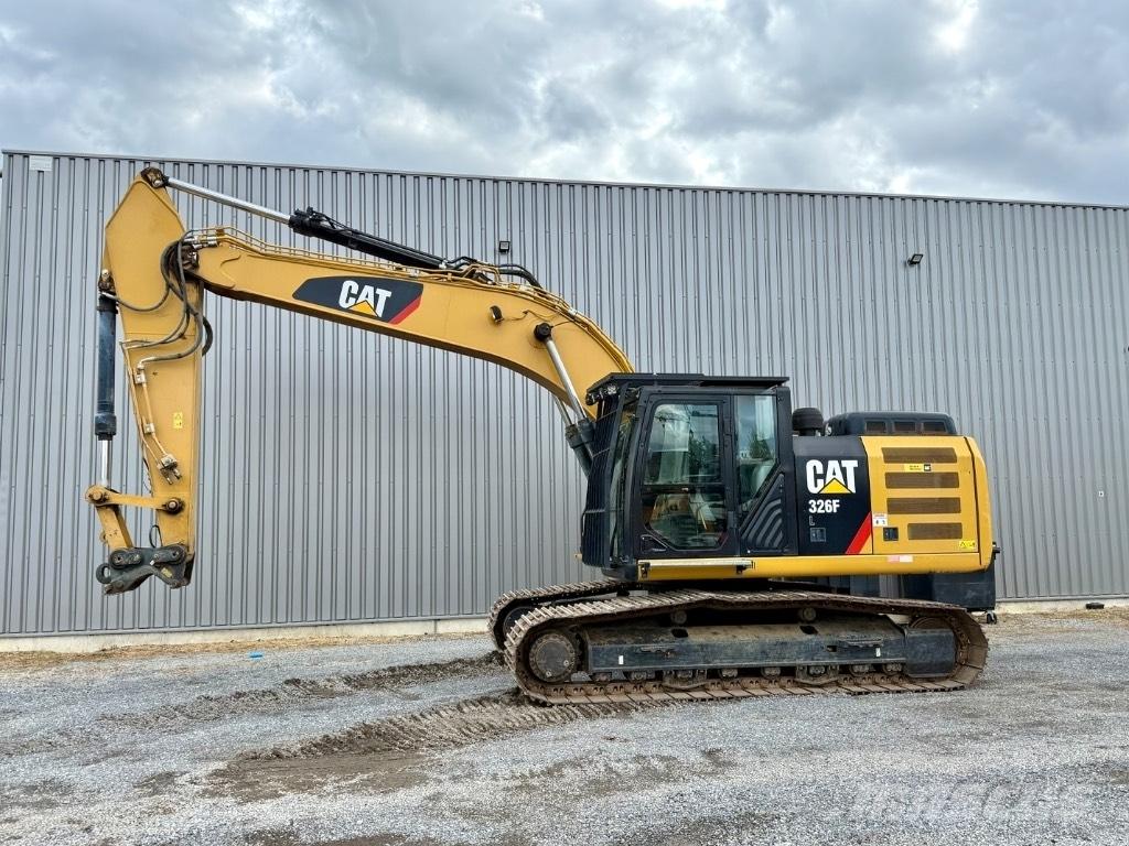 CAT 326 F L Pásové rýpadlá