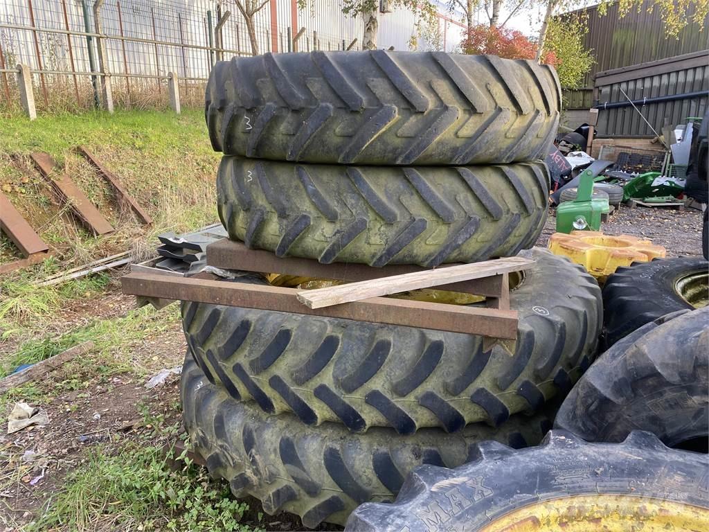  380/105R50 Pneumatiky, kolesá a ráfiky