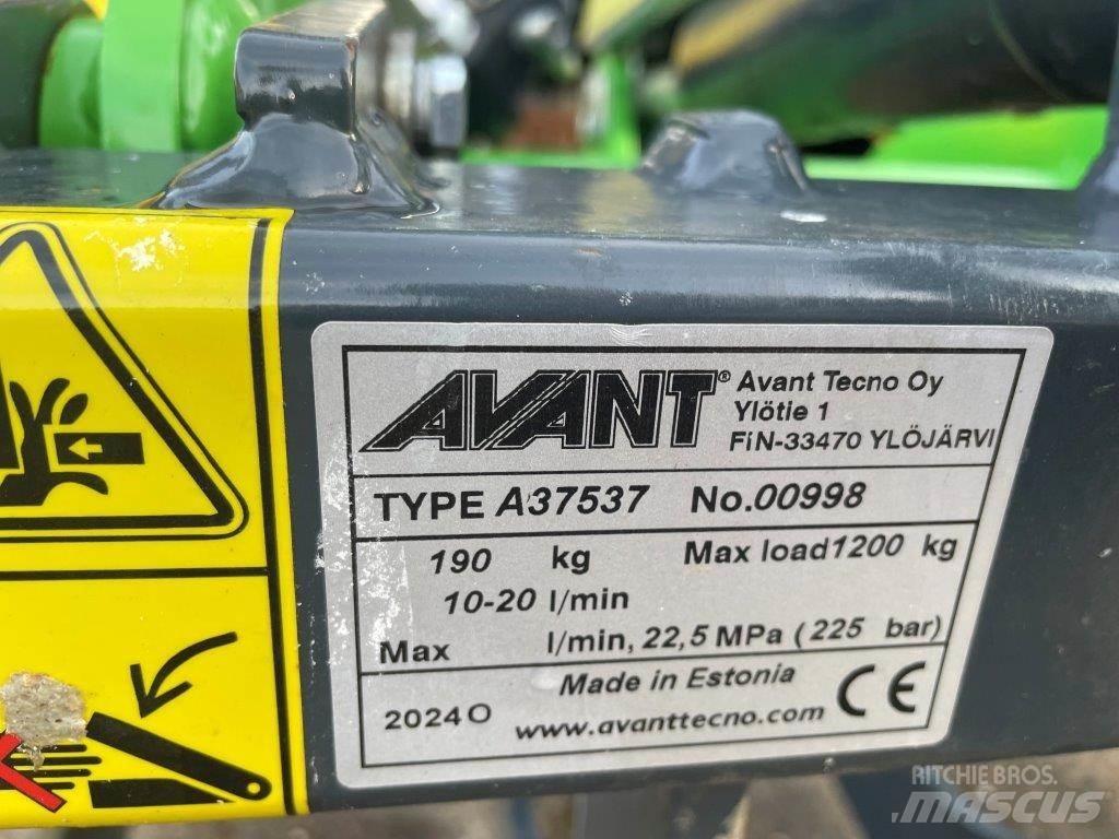 Avant AVA3757 Ďalšie poľnohospodárske stroje