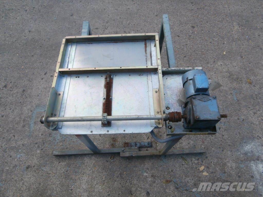  Carier SLIDE Ďalšie poľnohospodárske stroje