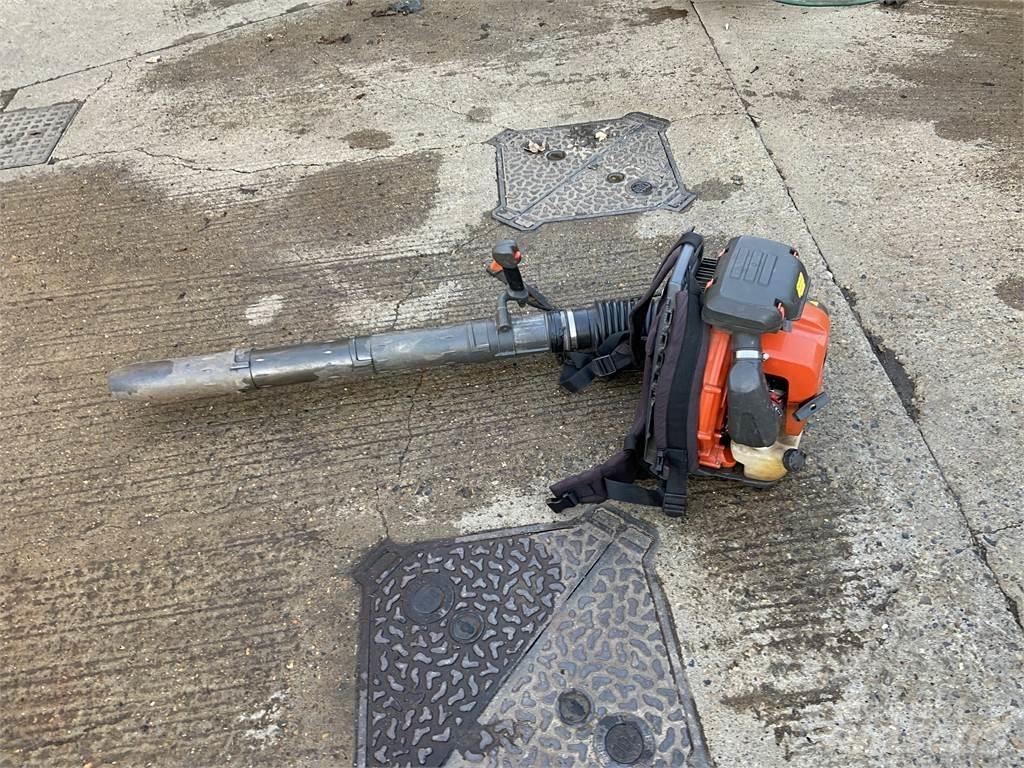 Husqvarna 570BTS Ďalšie poľnohospodárske stroje