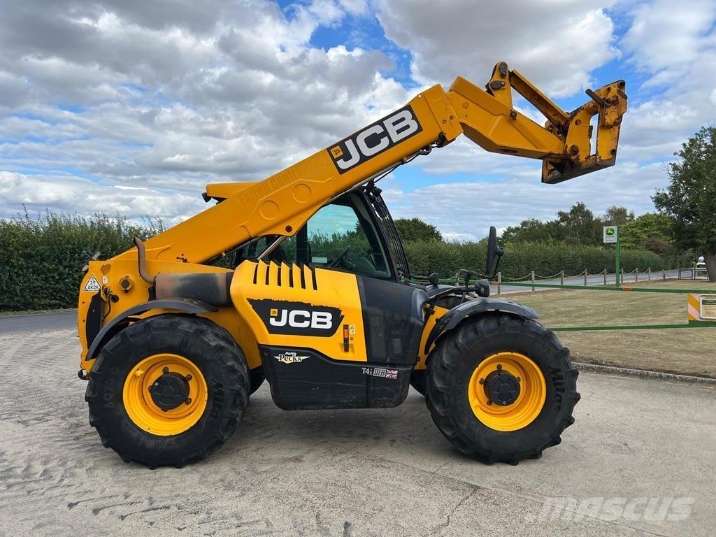 JCB 541-70 Teleskopické nakladače pre poľnohospodárstvo