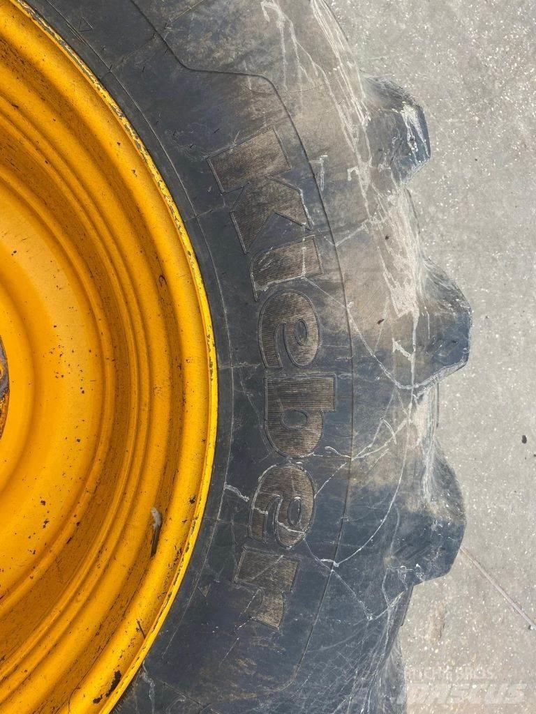 JCB WHEELS Pneumatiky, kolesá a ráfiky