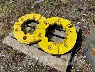 John Deere 205KG Pneumatiky, kolesá a ráfiky
