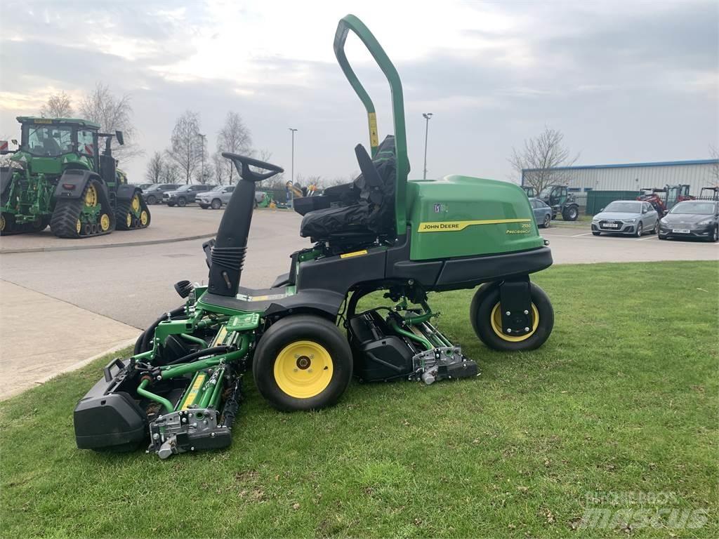 John Deere 2550 Ďalšie poľnohospodárske stroje
