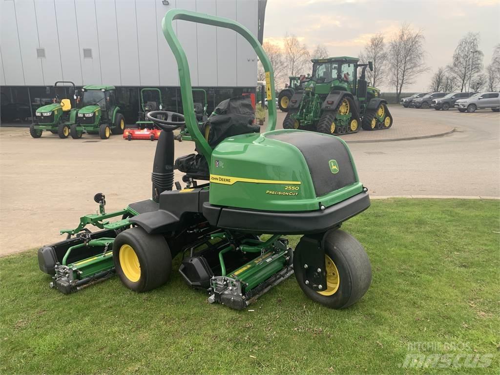 John Deere 2550 Ďalšie poľnohospodárske stroje