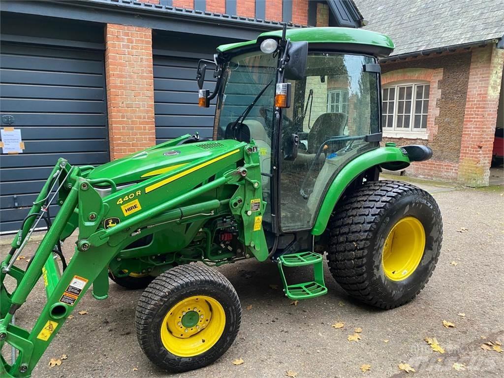 John Deere 4066R Kompaktné traktory