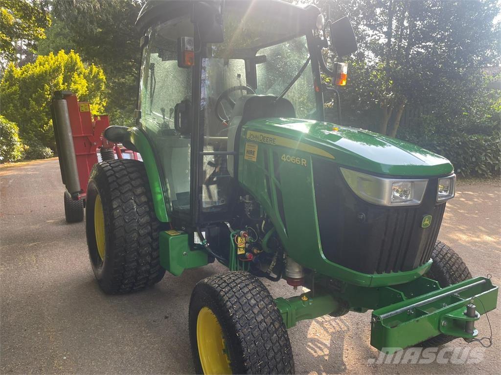 John Deere 4066R Kompaktné traktory