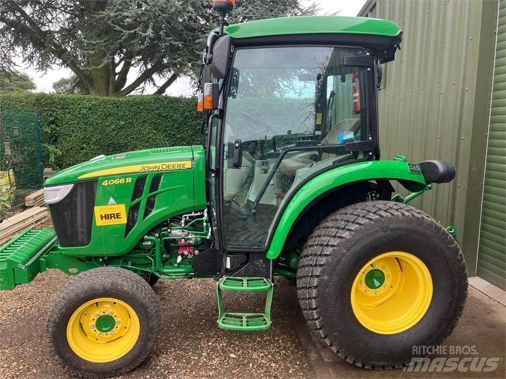 John Deere 4066R Kompaktné traktory