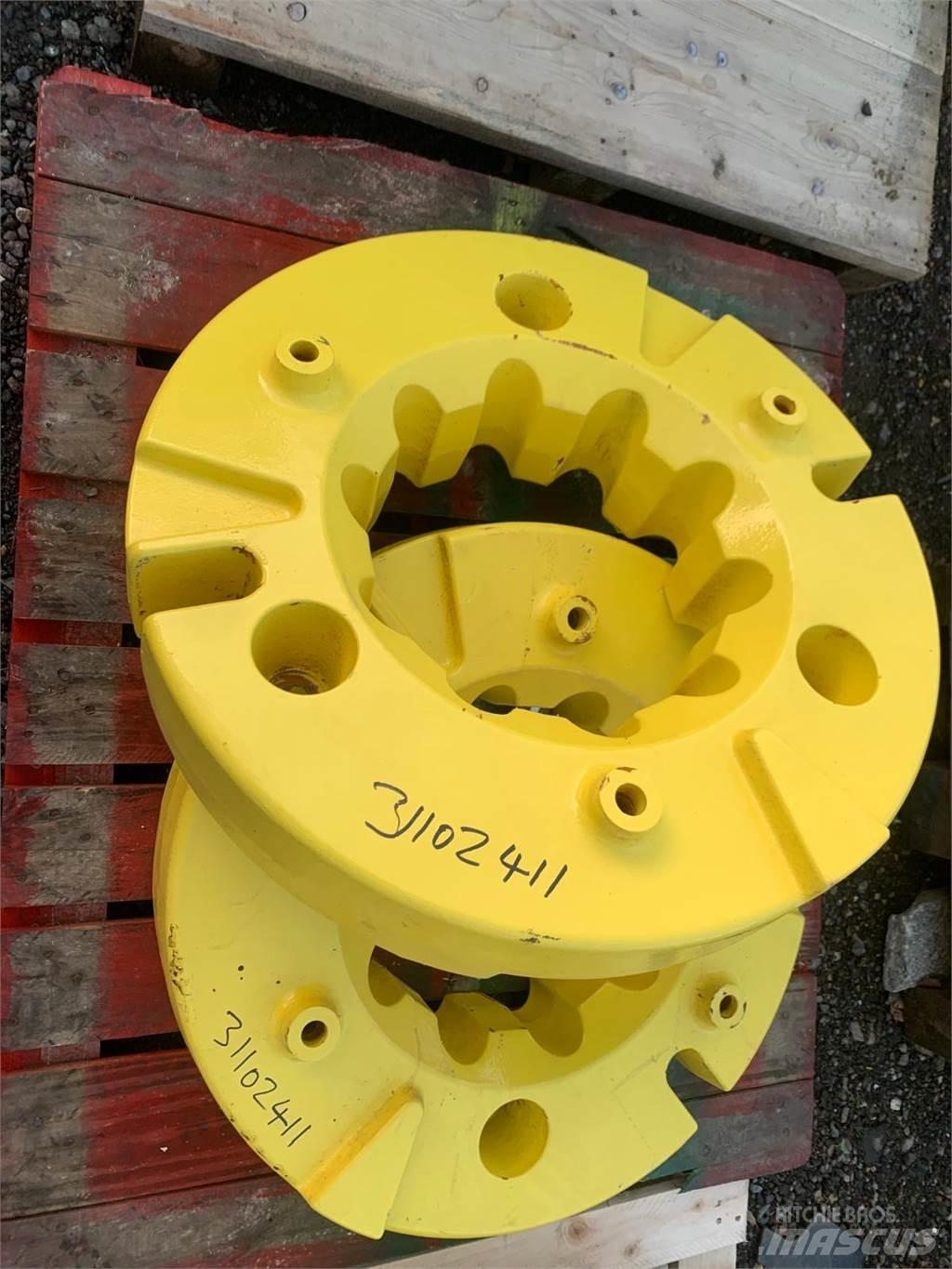 John Deere 600KG Pneumatiky, kolesá a ráfiky
