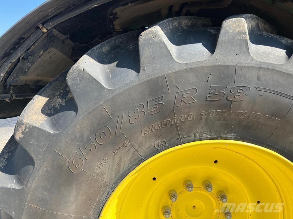 John Deere 6250R Traktory