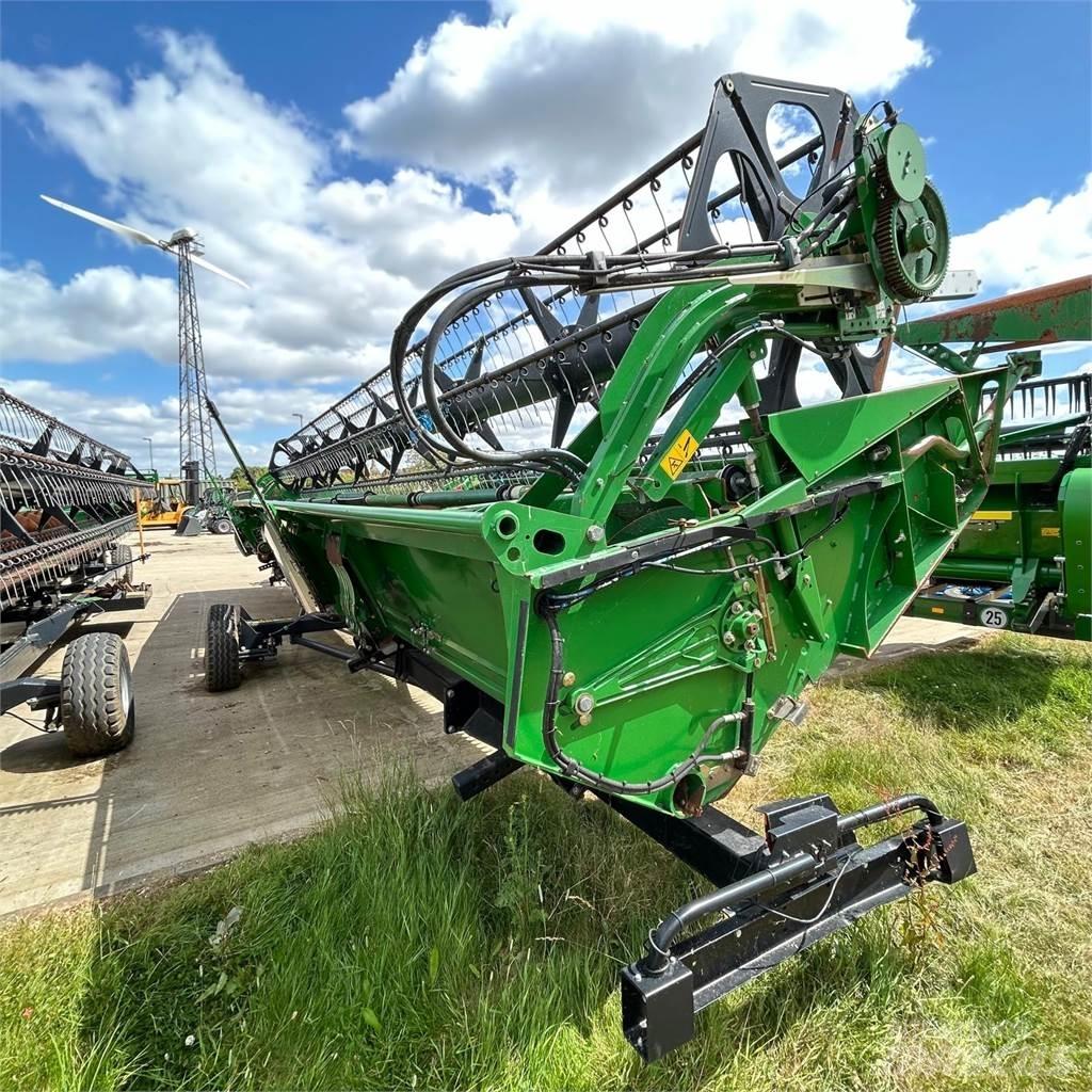 John Deere 635PF Kombinované zberacie stroje