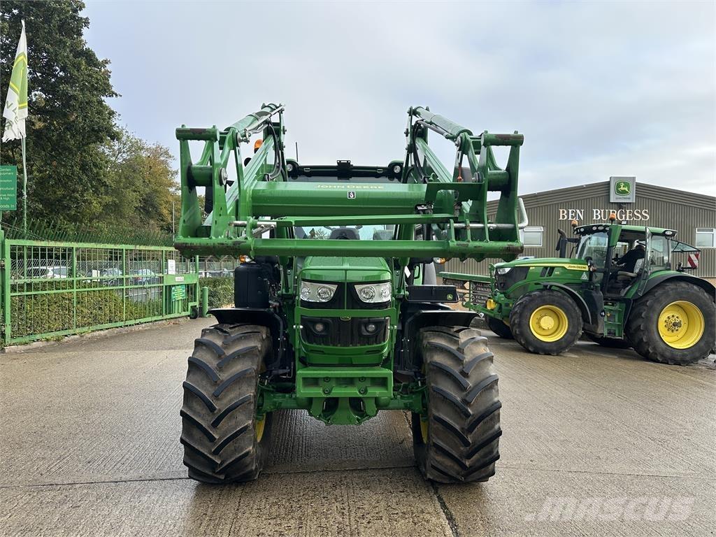 John Deere 6R150 Traktory