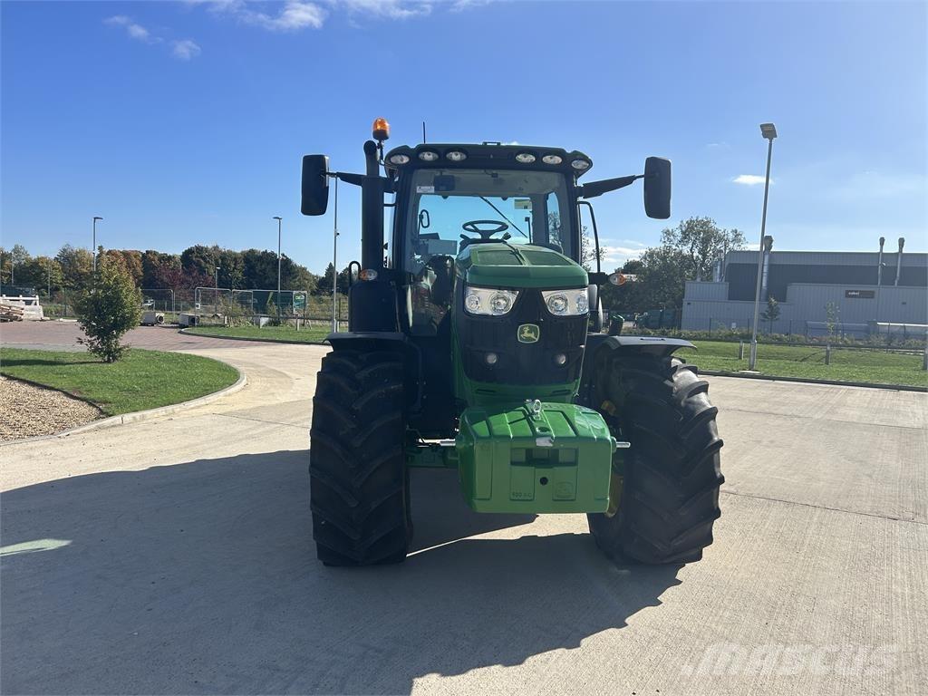 John Deere 6R185 Traktory