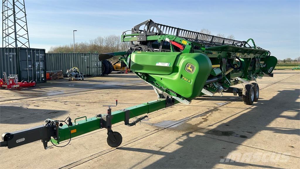 John Deere 730X Kombinované zberacie stroje