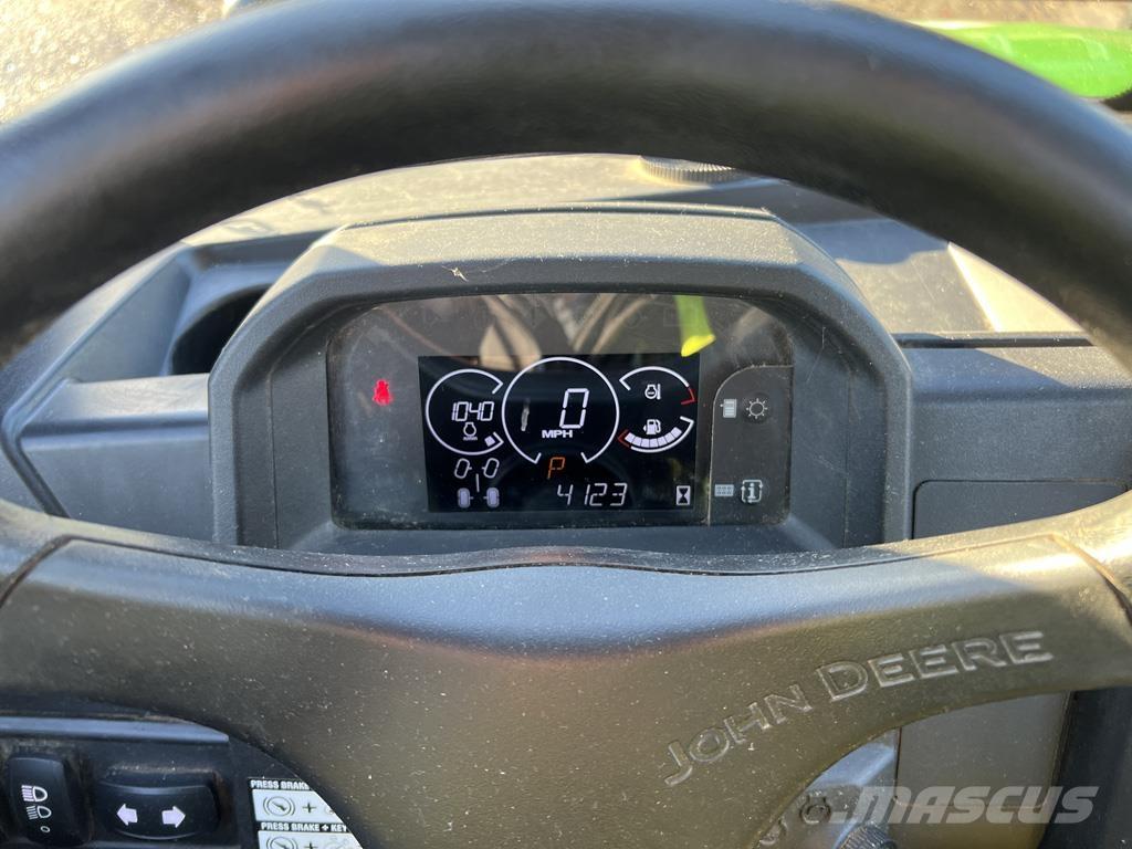 John Deere 865M Terénne vozidlá