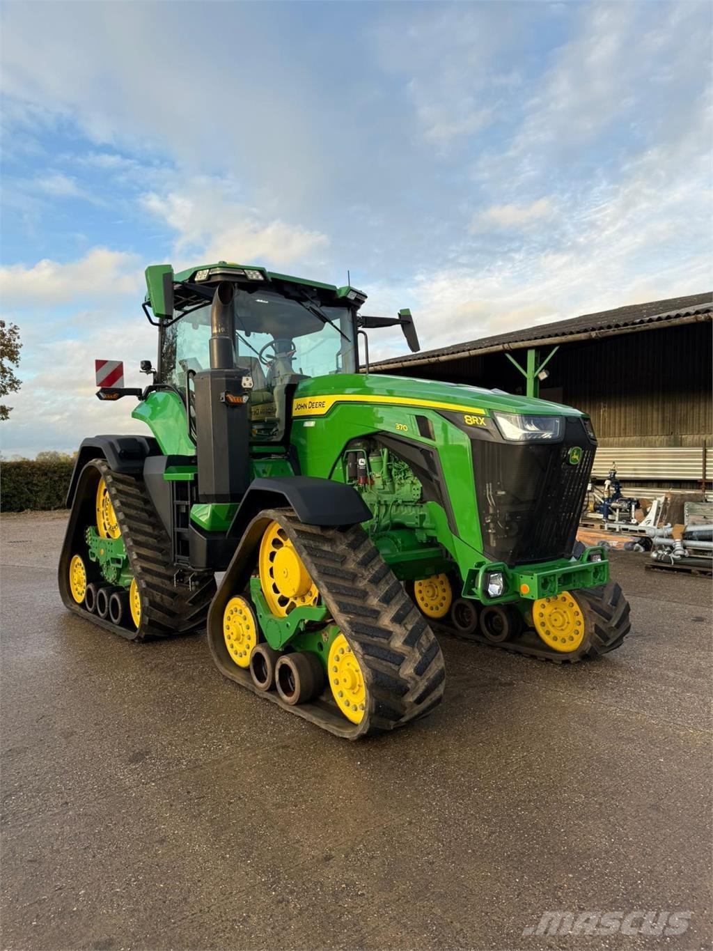 John Deere 8RX370 Traktory