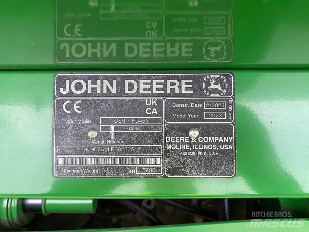 John Deere HD45X Kombinované zberacie stroje