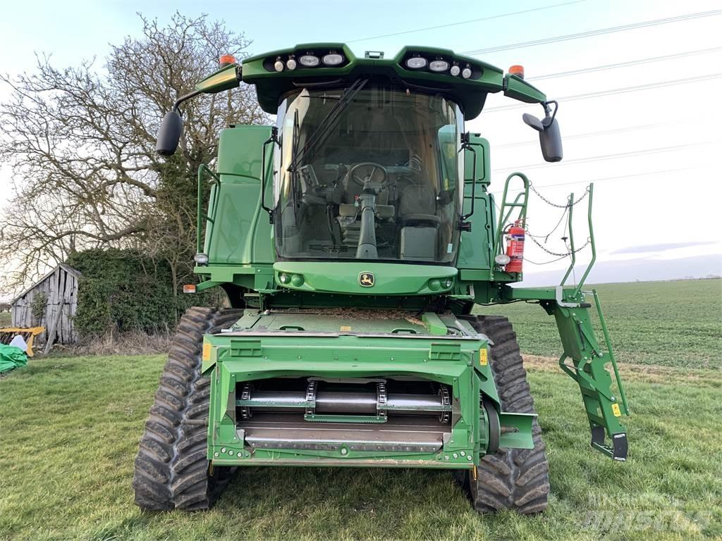 John Deere T670 Kombinované zberacie stroje