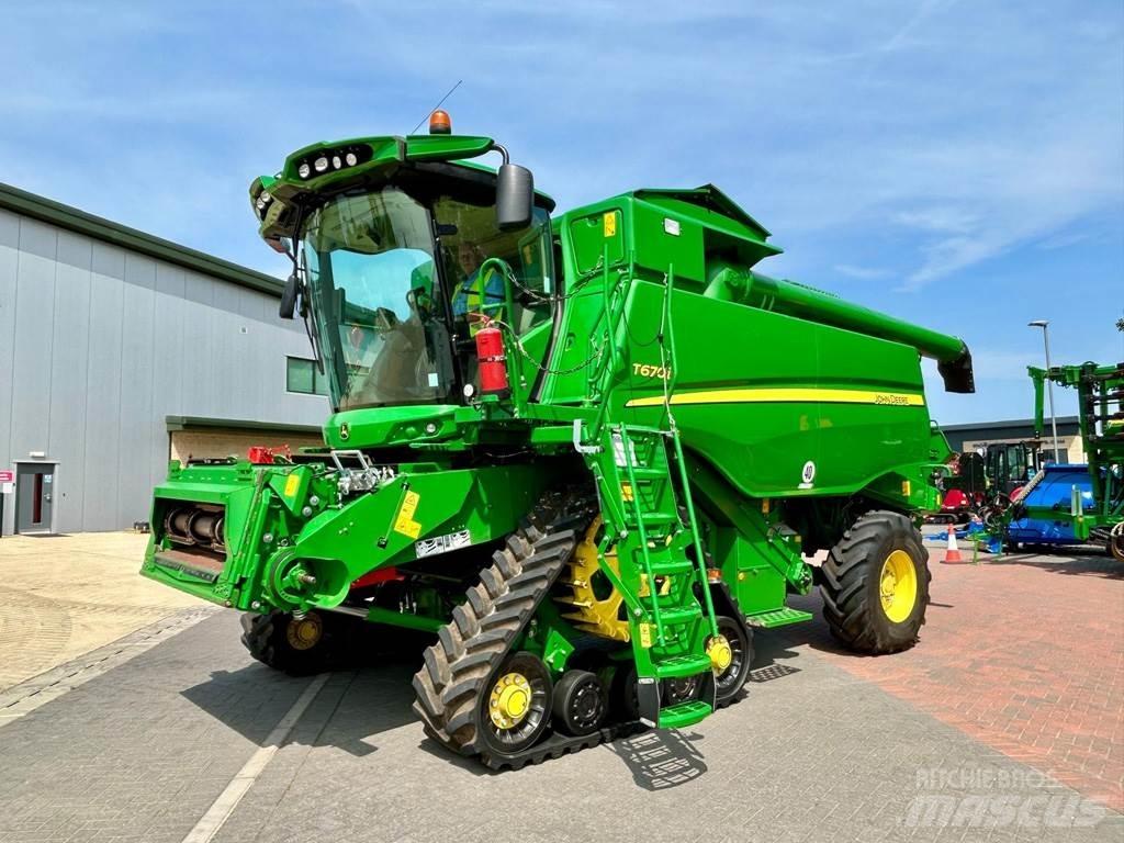 John Deere T670 Kombinované zberacie stroje