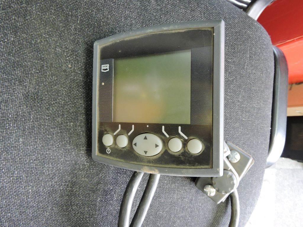 Krm 2713 Mechanické sejačky