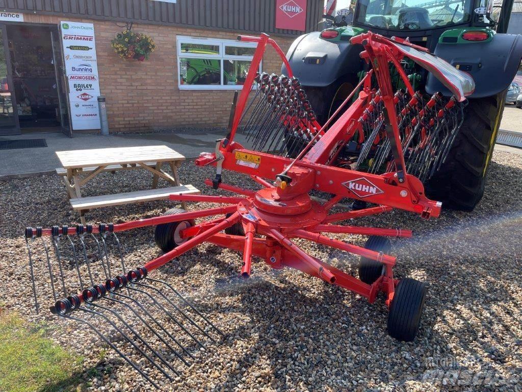 Kuhn GA4431 Obracače a zhrabovače sena