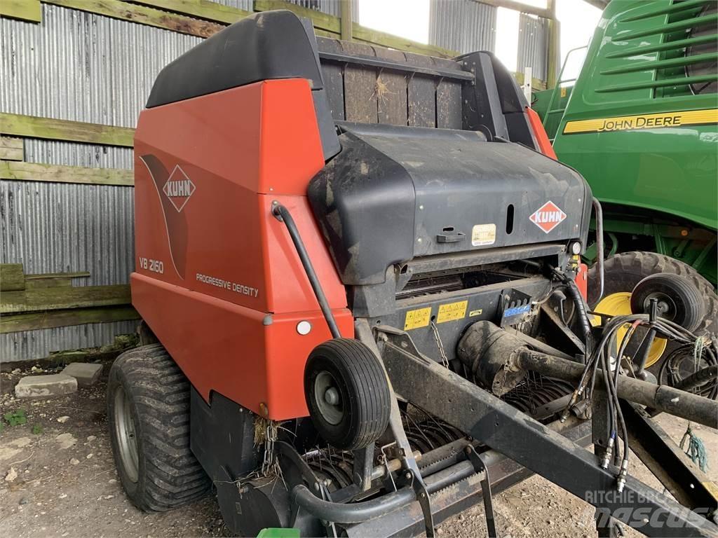 Kuhn VB 2160 Lisy na hranaté balíky