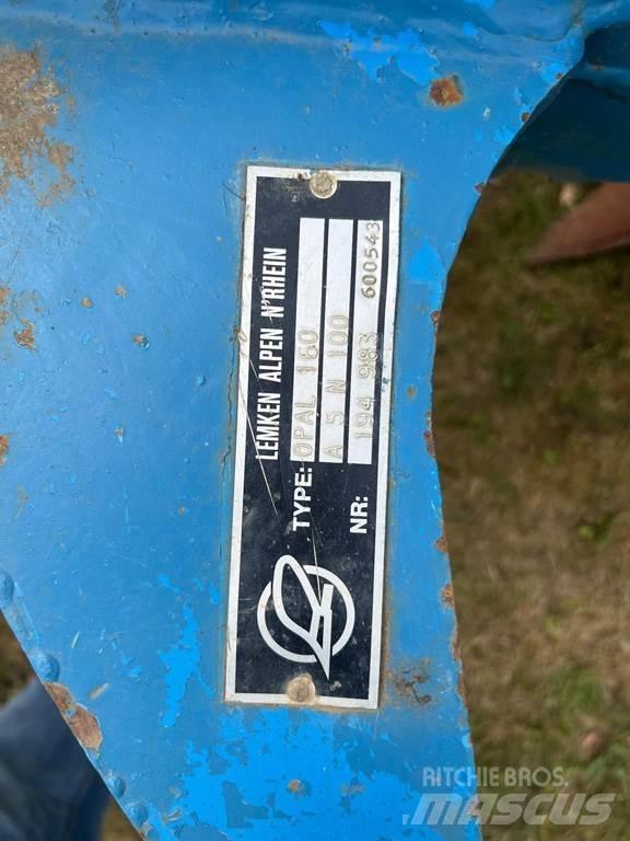 Lemken OPAL 160 Dvojstranné pluhy