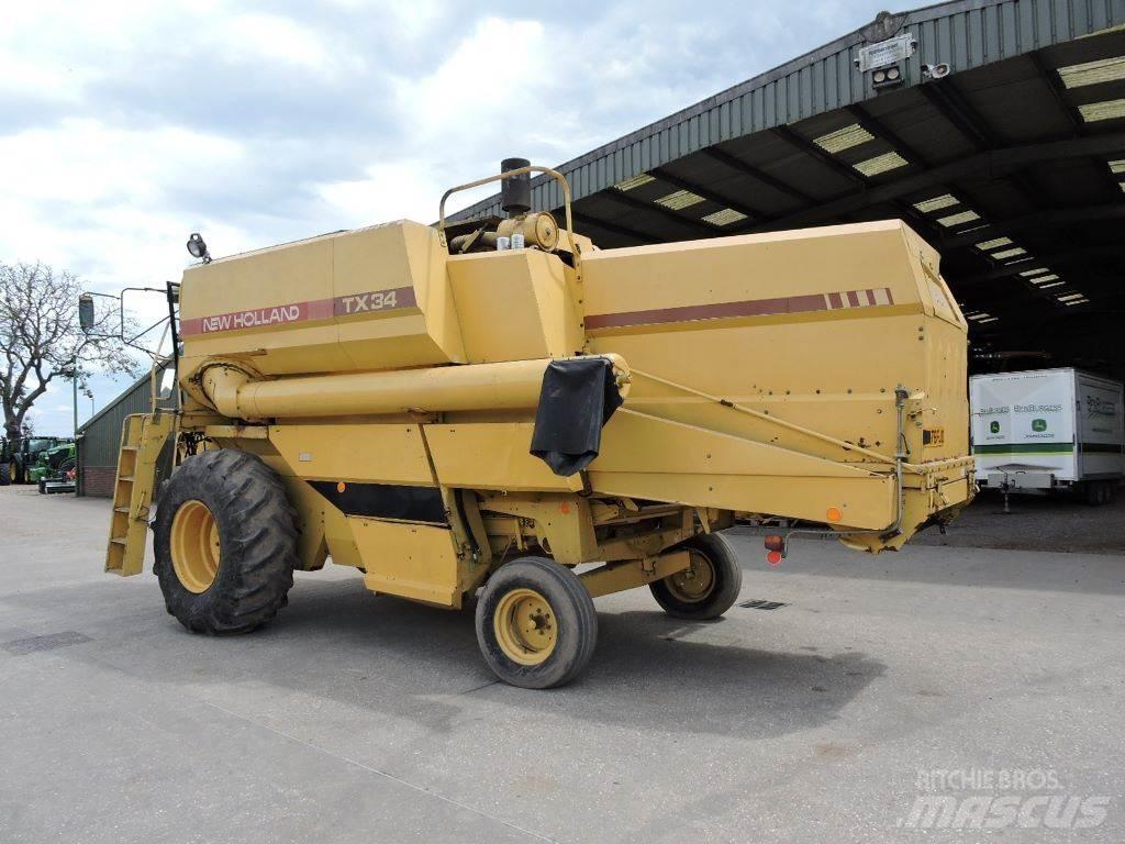 New Holland TX34 Kombinované zberacie stroje