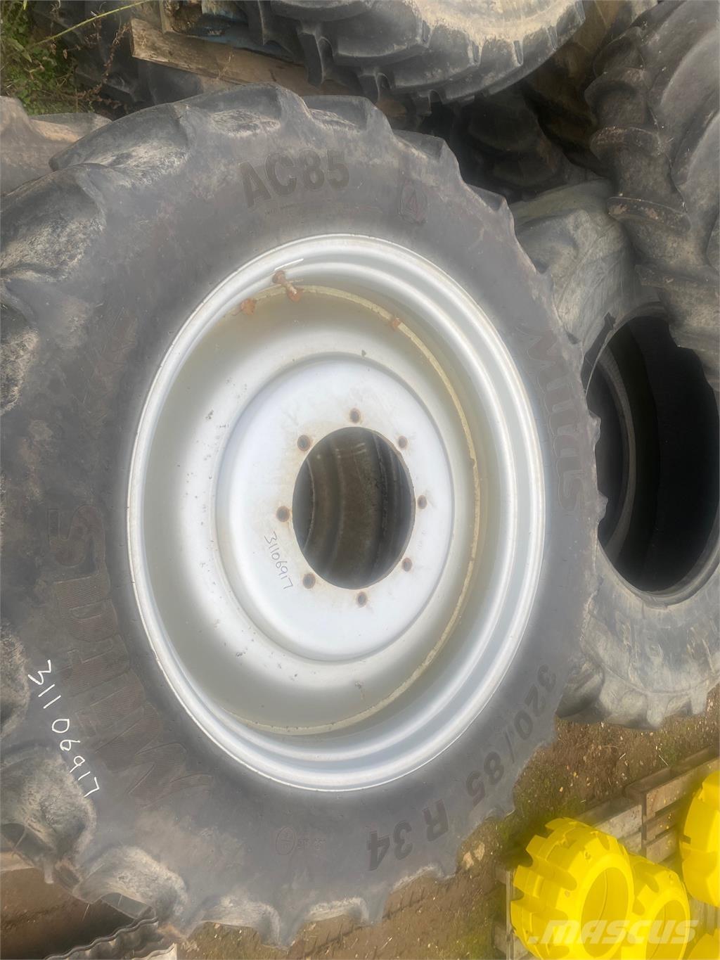  ROW CROP Pneumatiky, kolesá a ráfiky