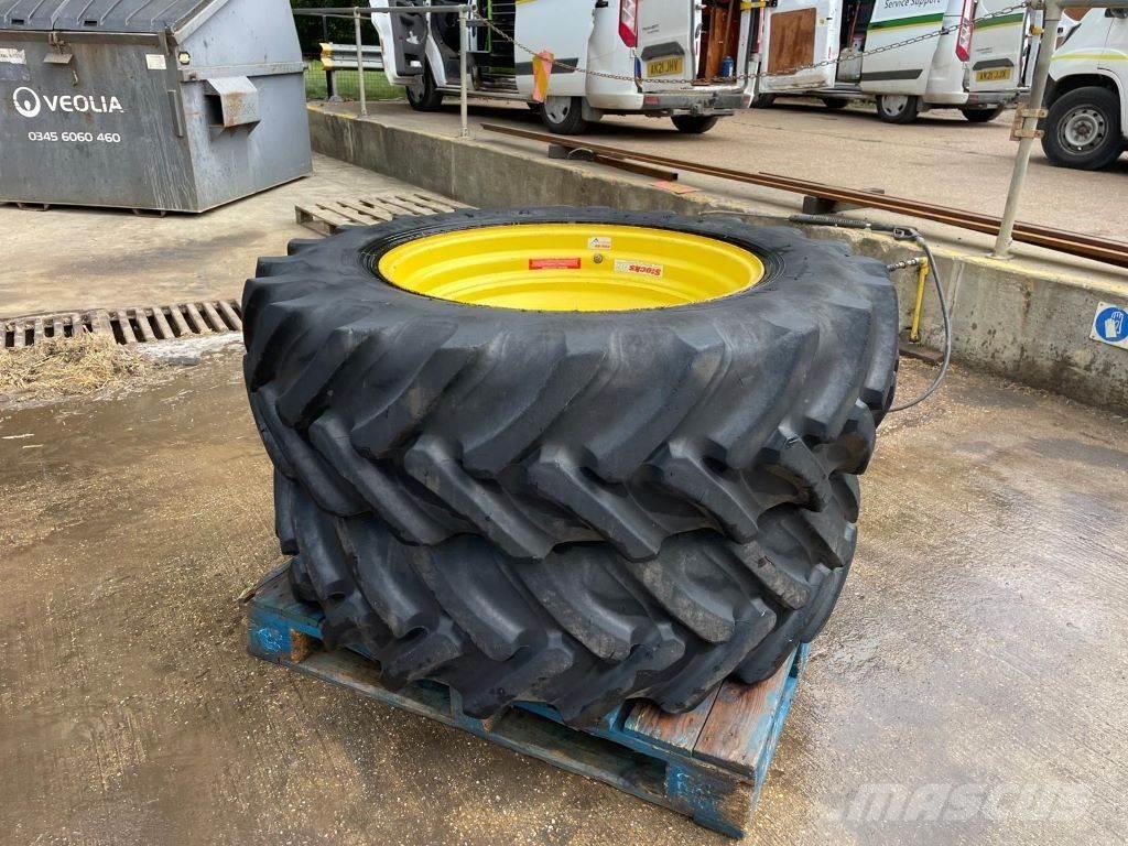  ROWCROP Pneumatiky, kolesá a ráfiky