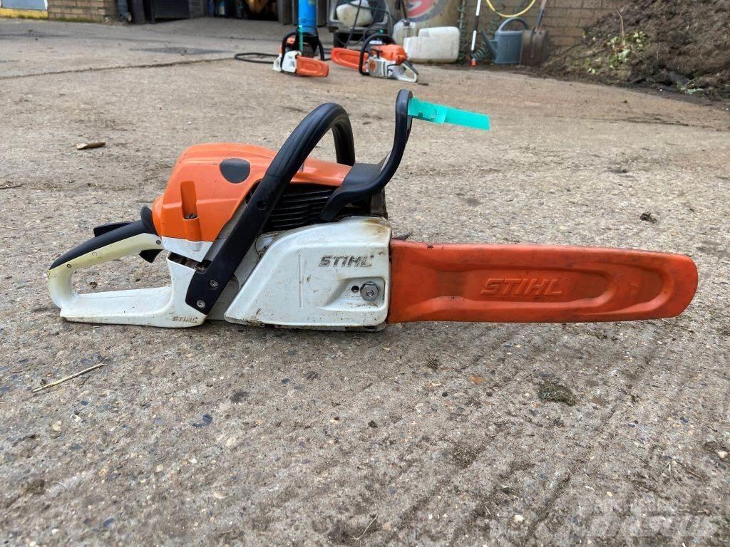 Stihl MS 241 14 Ďalšie poľnohospodárske stroje