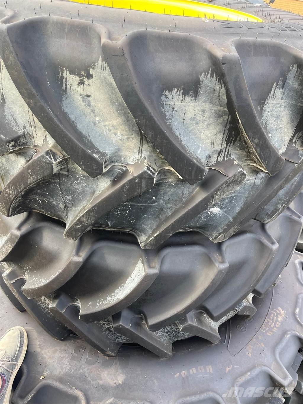  WHEELS Pneumatiky, kolesá a ráfiky