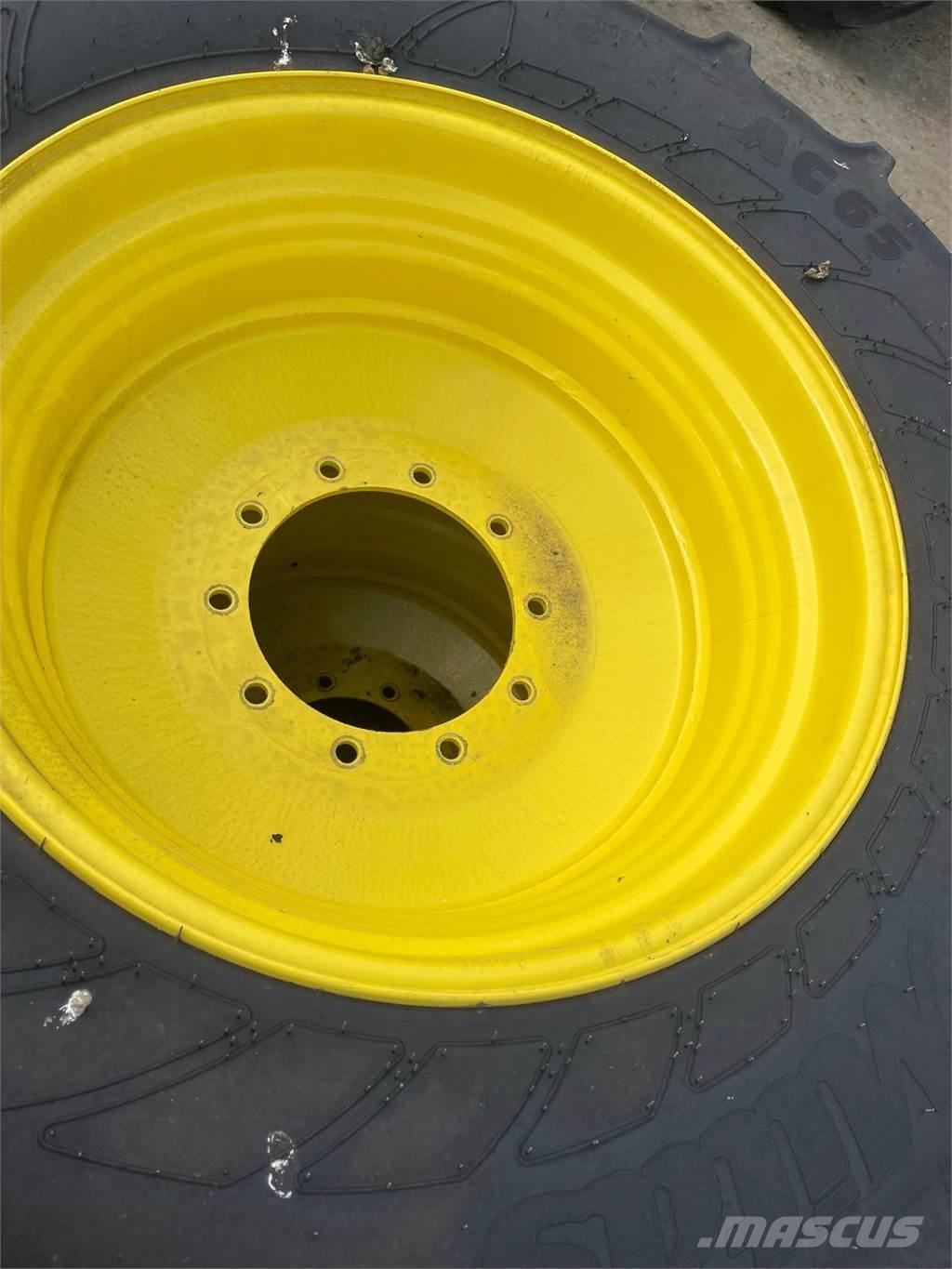  WHEELS Pneumatiky, kolesá a ráfiky