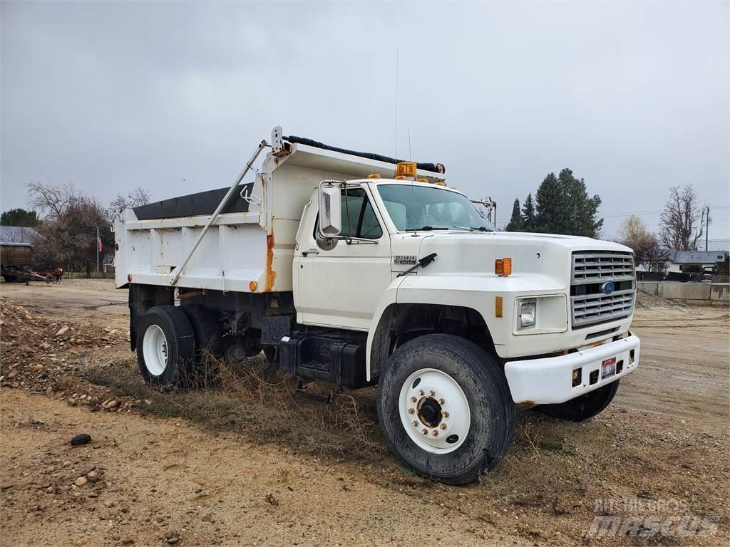Ford F800 Ďalšie nákladné vozidlá