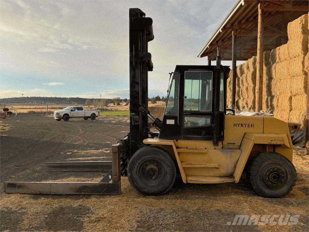 Hyster H210XL Čeľuste na balíky