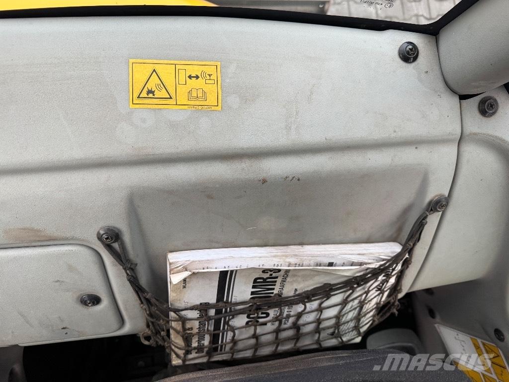 Komatsu PC 80 MR-3 Midi rýpadlá 7 t - 12 t