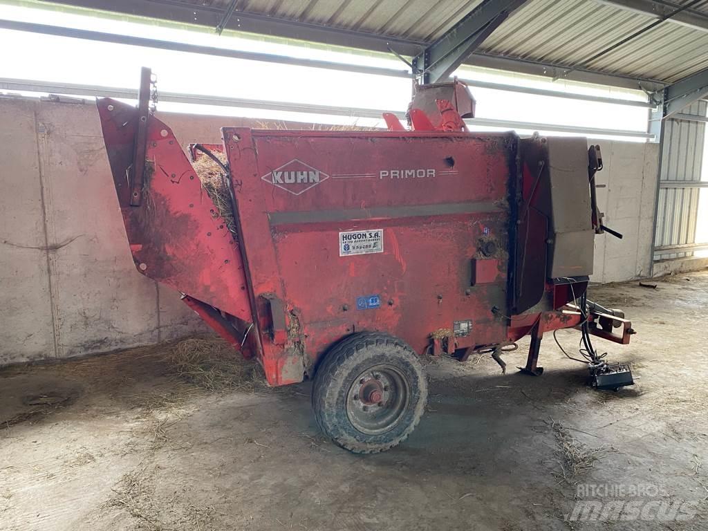 Kuhn Primor 3560 Zariadenie na vykladanie sila