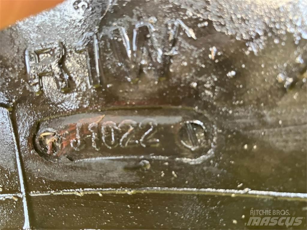 BKT 480/65R28 Pneumatiky, kolesá a ráfiky