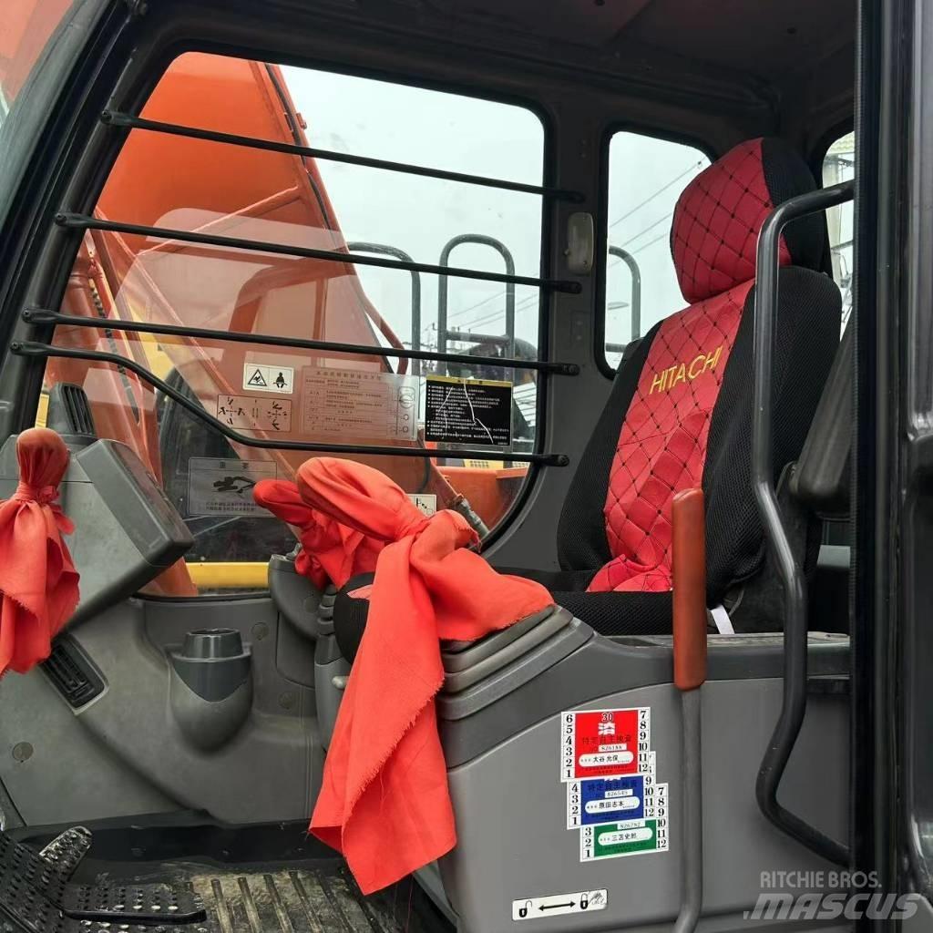 Hitachi ZX 120 Pásové rýpadlá