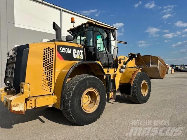 CAT 950M Kolesové nakladače