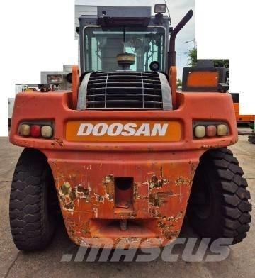 Doosan D 160 S-5 Dieselové vozíky
