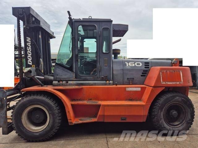Doosan D 160 S-5 Dieselové vozíky