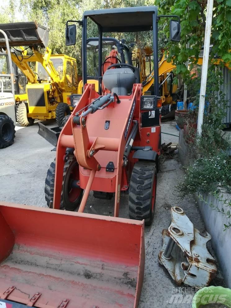 Eurocomach E215K Kolesové nakladače