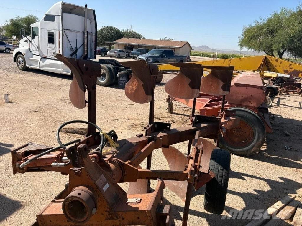 Case IH 140 plow Ďalšie príslušenstvo traktorov